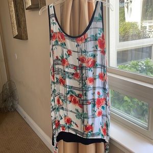 Sleeveless tunic by Karen Kane